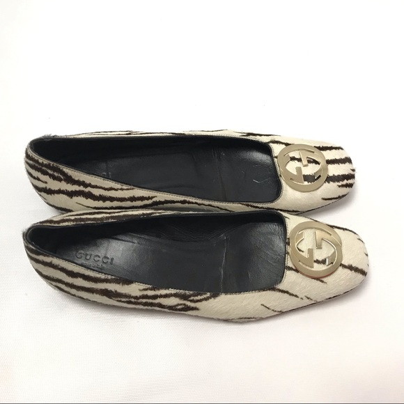 Gucci Zebra Flats Size 10.5/9.5B Animal Skin - Picture 2 of 7